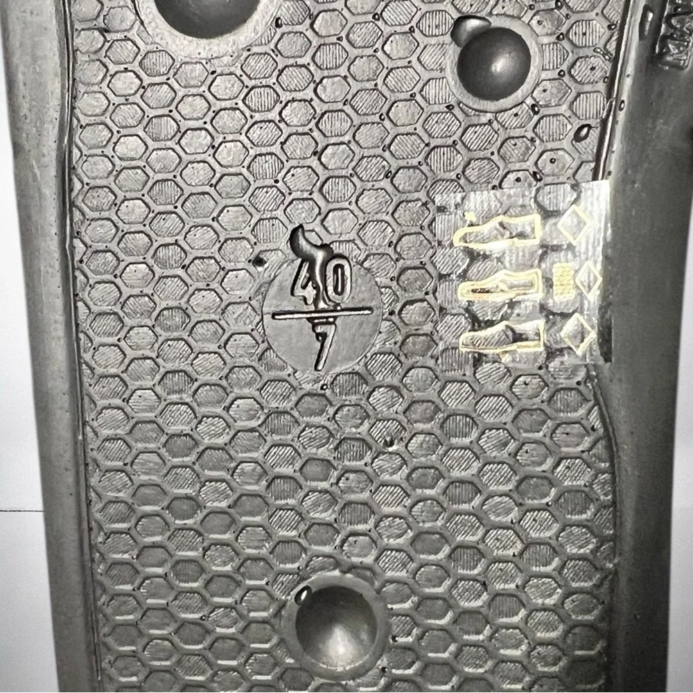 P448 slide sandal